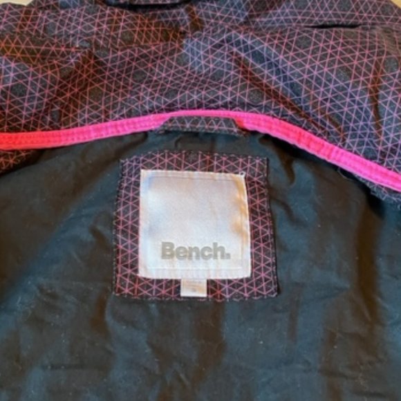 Bench BBQ Jacket with Hood Black and Pink Ladies Size Small (6) - Picture 3 of 12